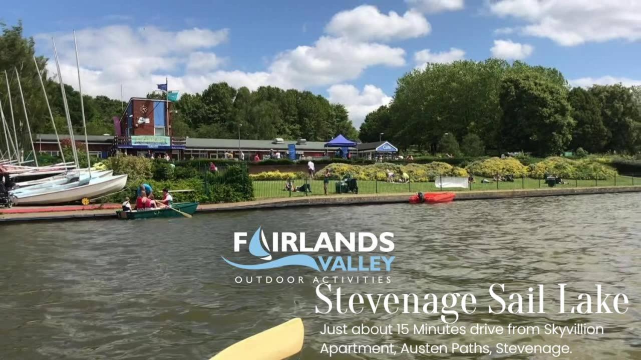 Skyvillion-Stevenage Amazing 3Bed House, Garden, Free Off Street Parking For 2 Cars, Wifi Apartman Kültér fotó